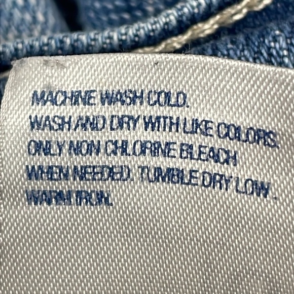 Old Navy Denim Jean Shorts Frayed Hem 10 - Picture 13 of 15